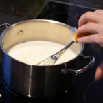 How to make yogurt with a yogurt starter